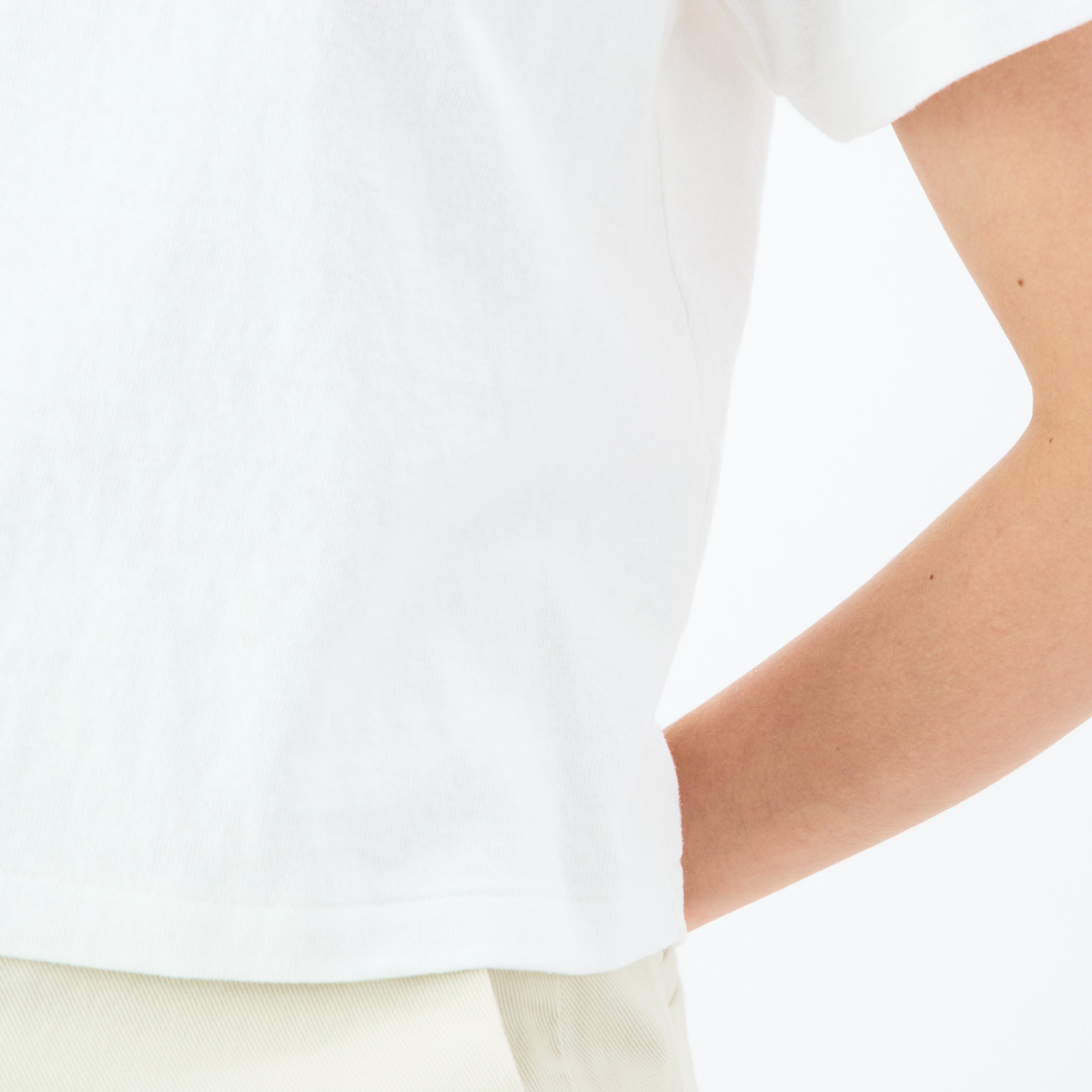 Women's Uneven Jersey Embroidery T-shirt