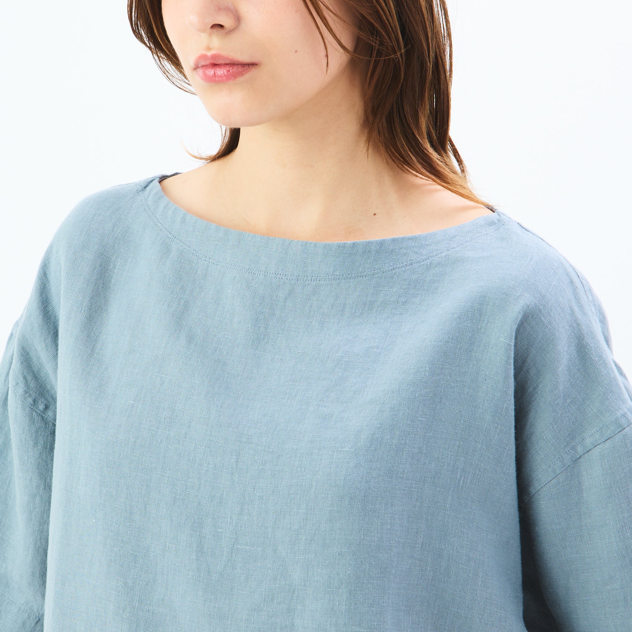 Women's Linen Half Sleeve Boat Neck Pullover Shirt