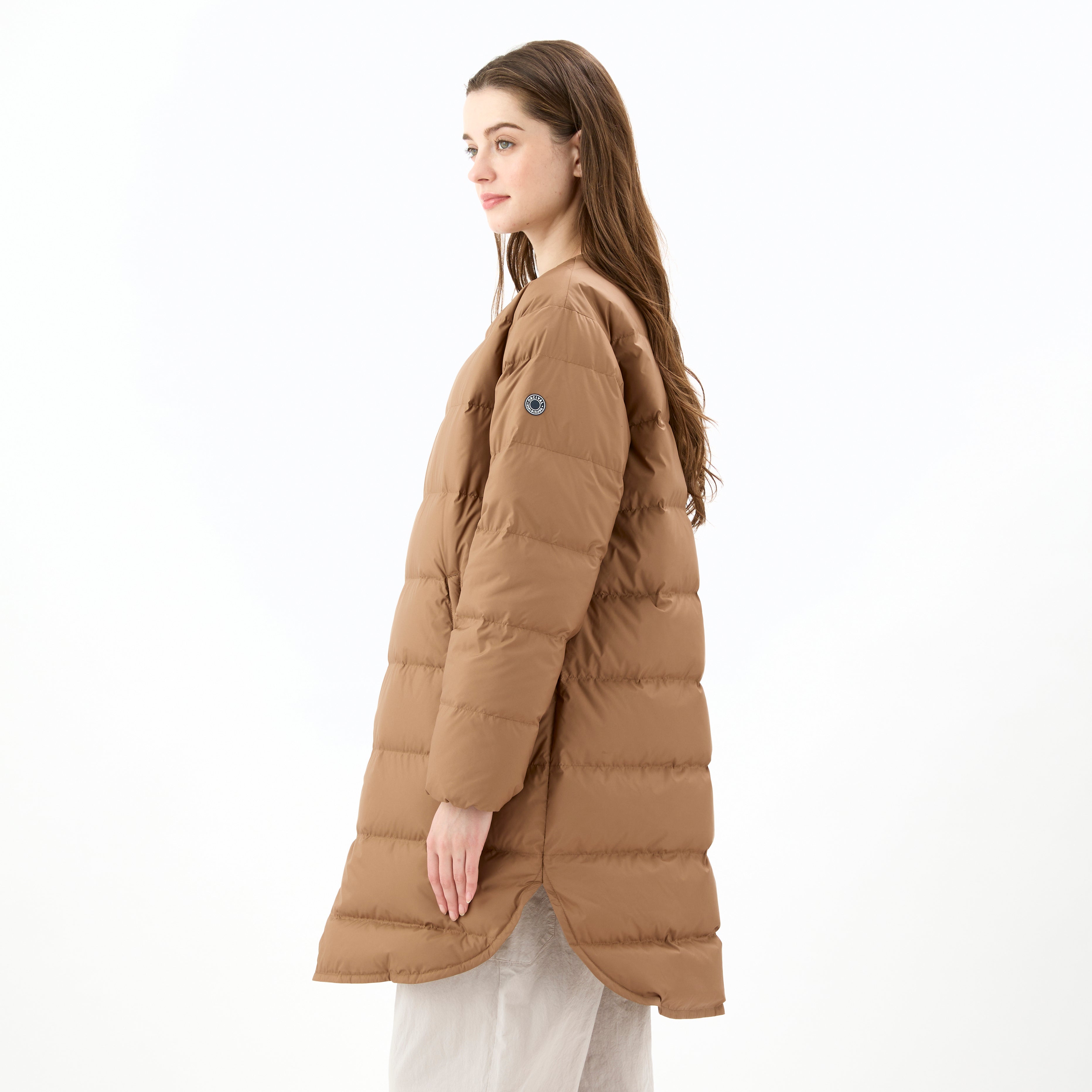 Women's Polyester Taffeta Round Neck Long Coat
