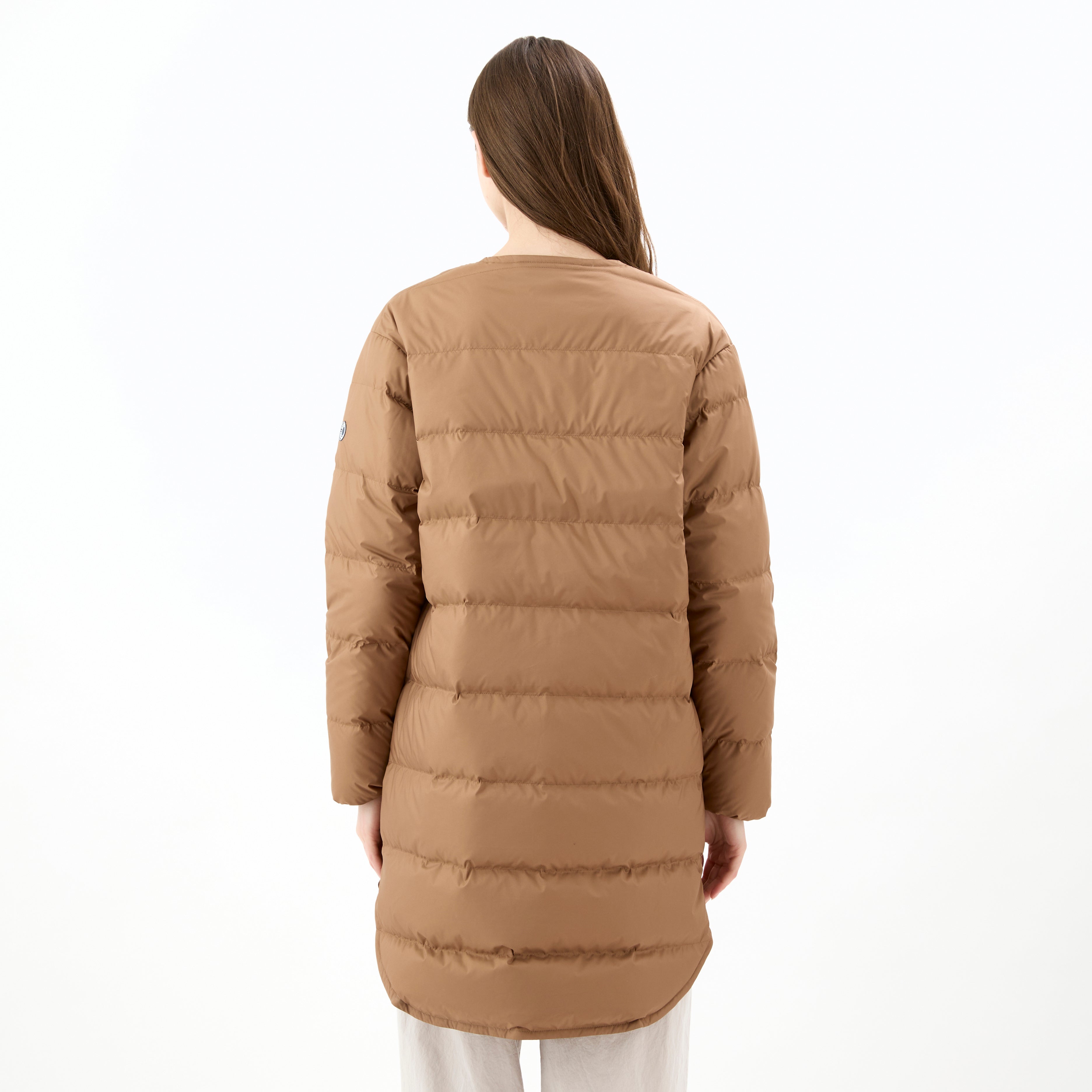 Women's Polyester Taffeta Round Neck Long Coat