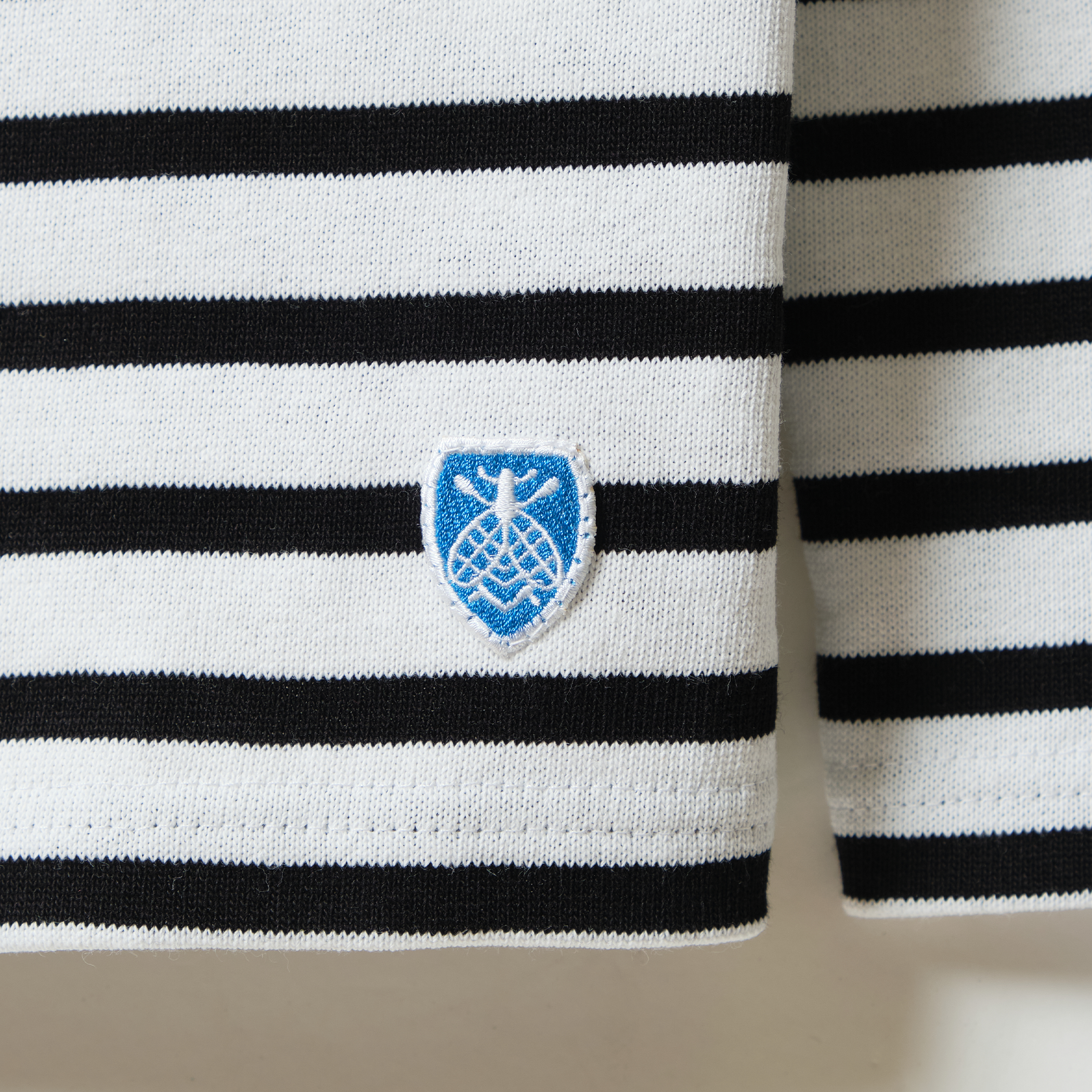 EXPEDITION 33 × ORCIVAL CREW NECK L/S P.O.