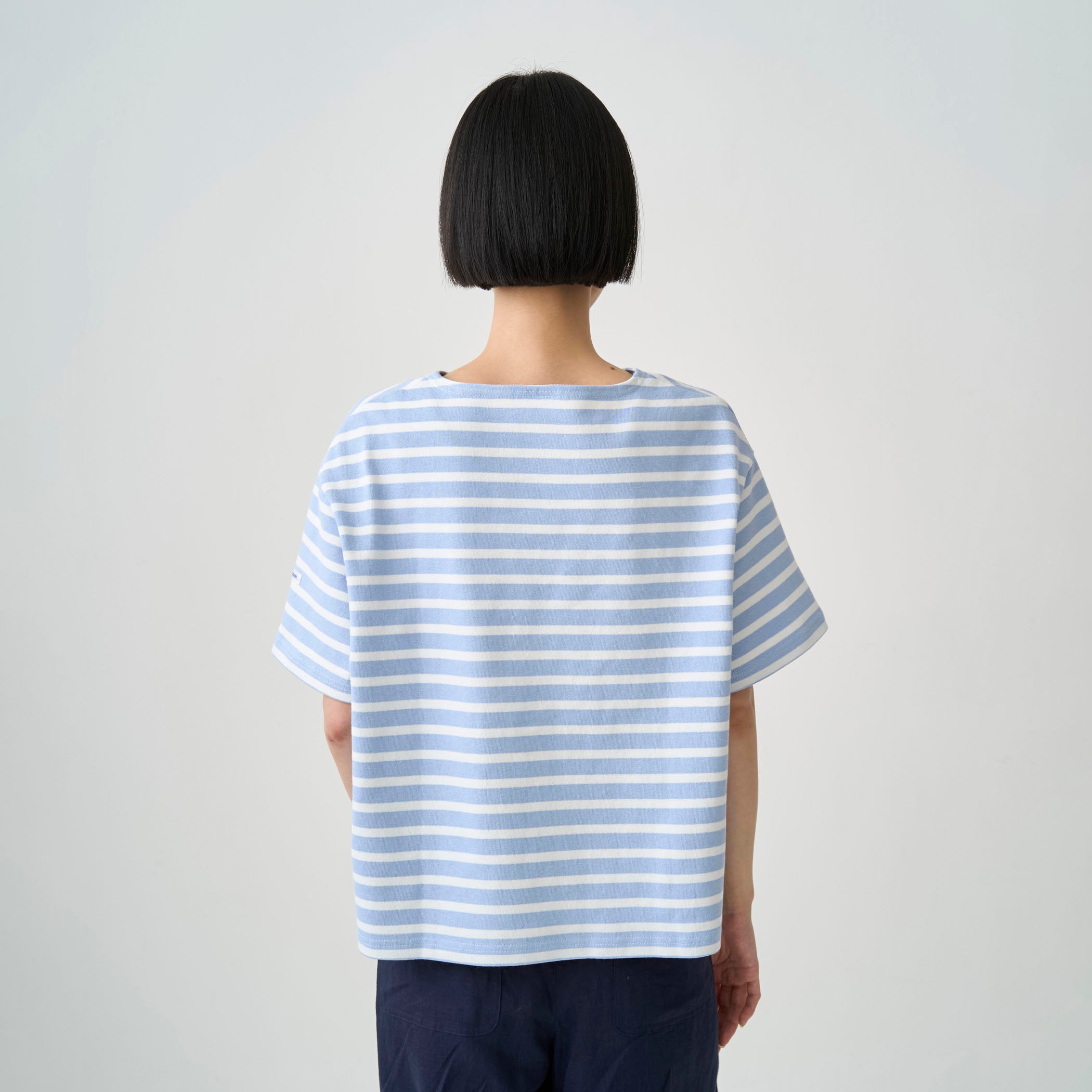 Women's Cotton Lourd Crew Neck Basque Shirt